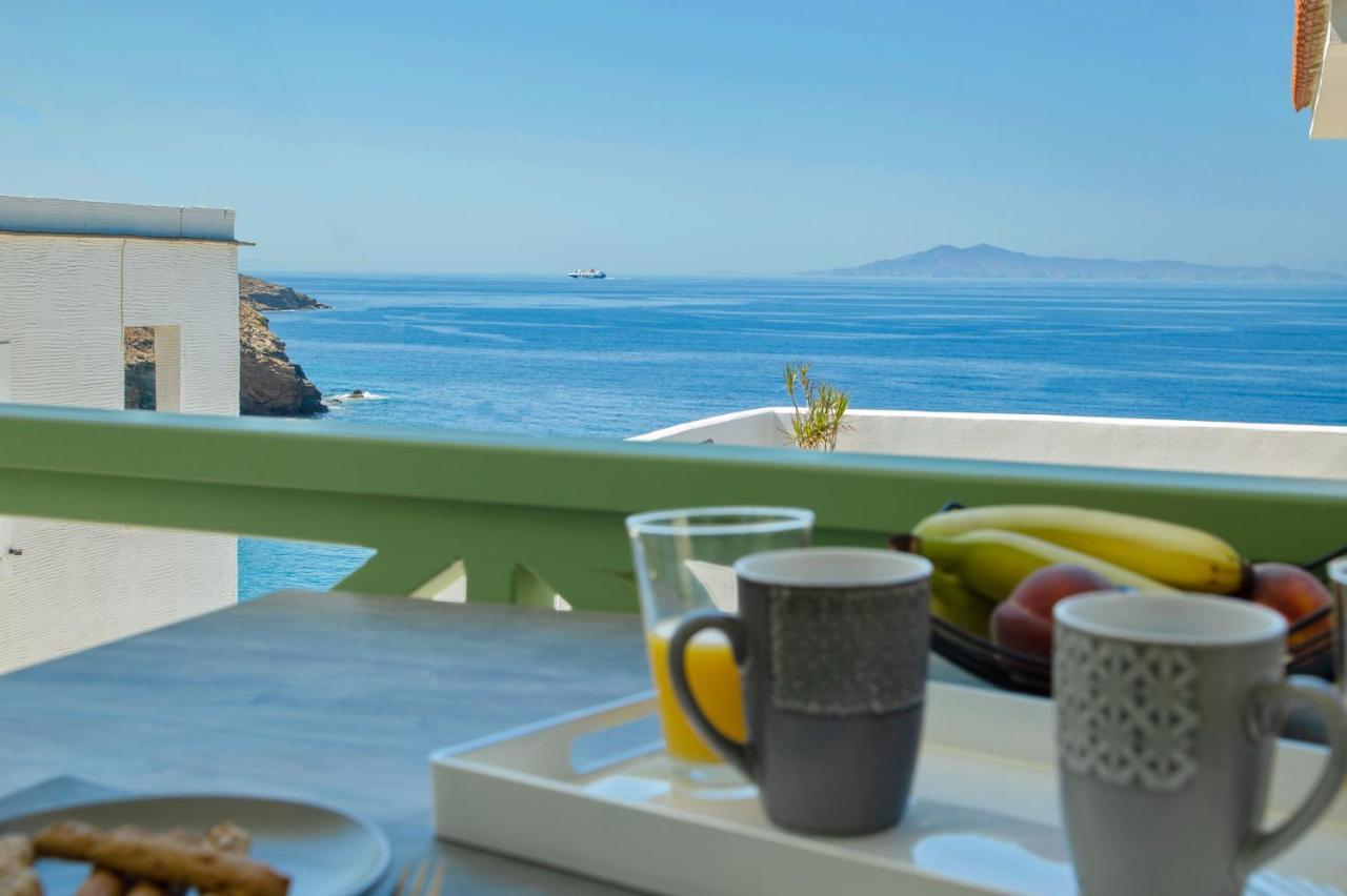 Corali Suites Andros Batsíon Exterior photo